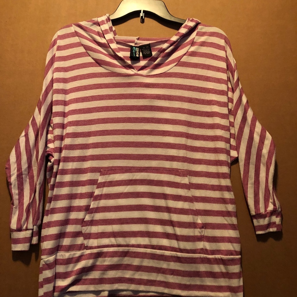 Weavers 3 quarter sleeve hoodie